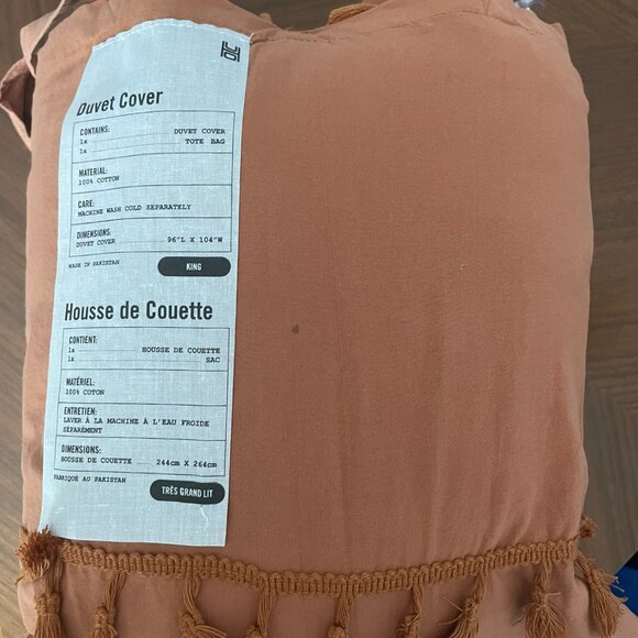 Urban Outfitters King Duvet Cover and Sham Set - Picture 3 of 6